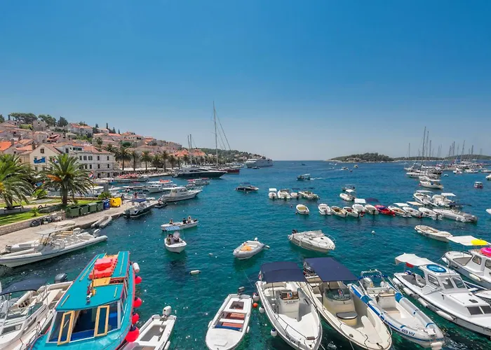 Riva Lavanda Hvar, Old Town アパート フヴァル