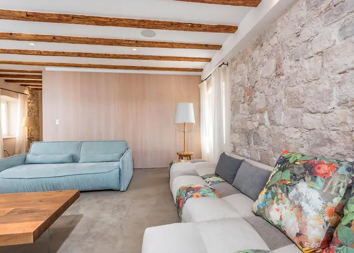 Riva Lavanda Hvar, Old Town アパート フヴァル