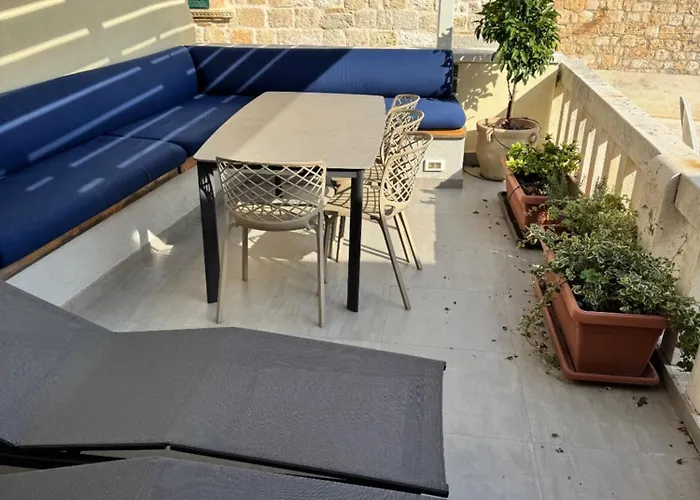 Riva Lavanda Hvar, Old Town フヴァル