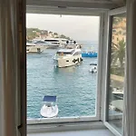 Riva Lavanda Hvar, Old Town חוואר