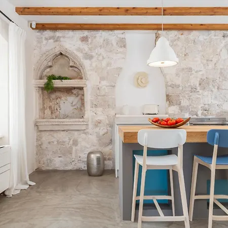 Riva Lavanda Hvar, Old Town * هفار