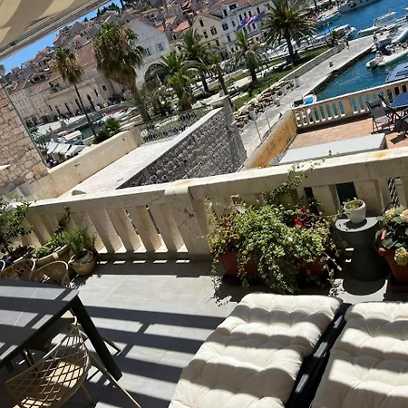 Riva Lavanda Hvar, Old Town Διαμέρισμα *