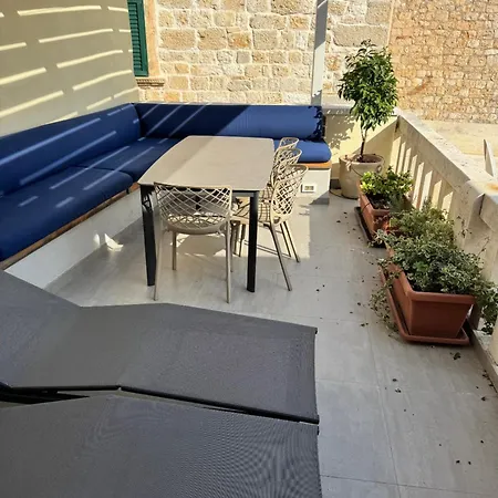 Riva Lavanda Hvar, Old Town Χβαρ