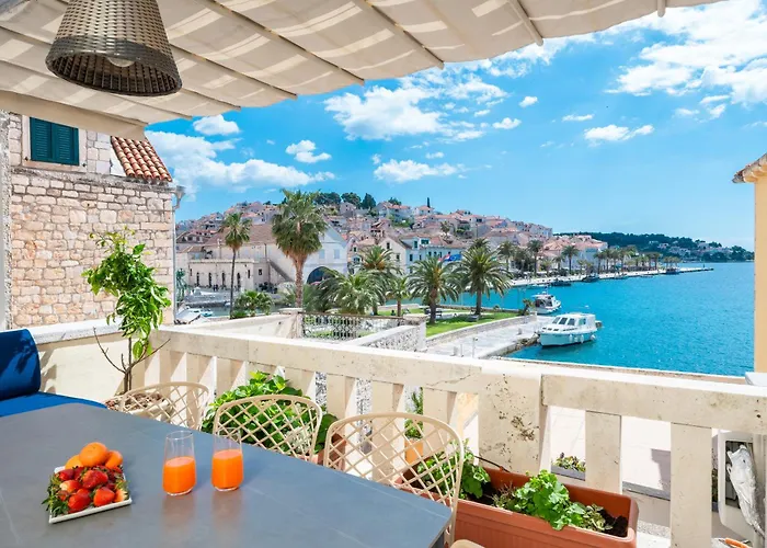 Riva Lavanda Hvar, Old Town * 赫瓦尔
